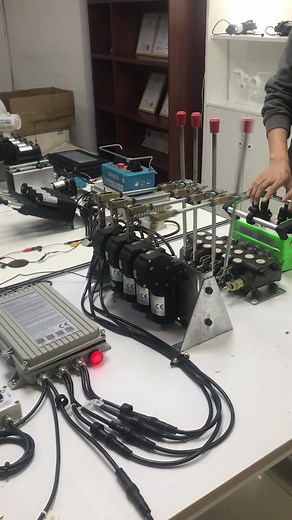 Wireless remote control fro crane truck #craneoperator #cranetruck #crane