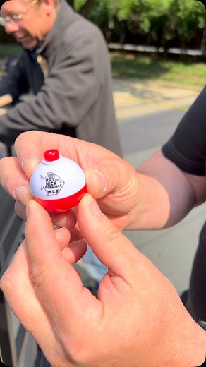 203 reactions · 9 comments | It’s 89 Days of Summer! Stream @ramblinrayray weekday mornings from 6a-9a for a smooth summer ride  #89daysofsummer | WLS-AM 890 | Facebook