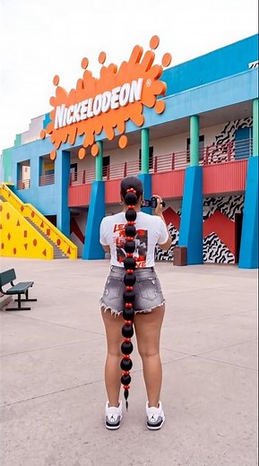 A Day at Nickelodeon Studios Like It’s the 90s 🧡