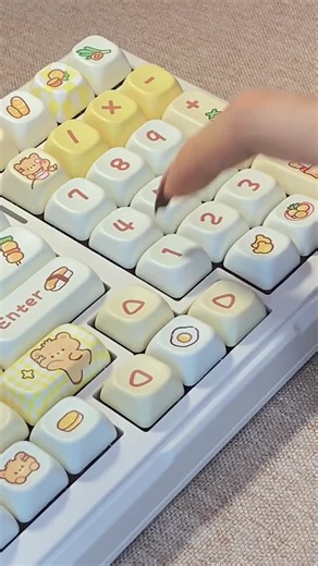 KawaiiKeys - Official Store | Kawaii bear pastel keycaps in our shop💕 Get yours👉Link in bio @kawaiikeysstore . . #keycaps #keycap #keyboard #mechanicalkeyboard... | Instagram