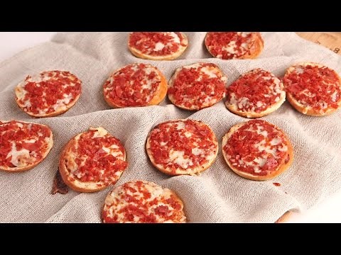 Mini Bagel Pizzas | Episode 1055