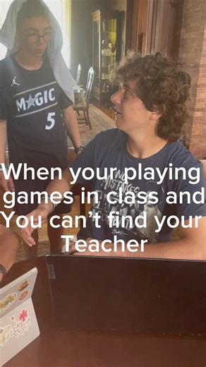 When you play games during class😂😭