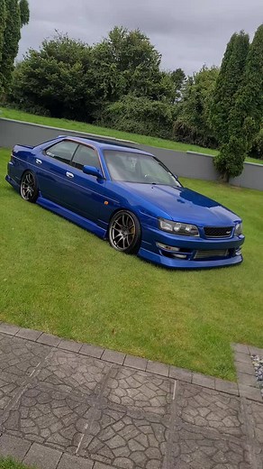 Quick Nissan Laurel C35 RB25DET Wheel Change