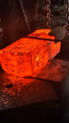 Heavy Hot Steell Hammering || Blacksmith Crafts Skills & Style