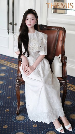 Dù nàng chọn diện vào ngày thường hay những dịp đặc biệt, thiết kế này chắc chắn sẽ khiến nàng yêu ngay từ cái nhìn đầu tiên! ____________________ ONLINE SHOPPING ▪️ Instagram: themis.fashion ▪️ Website: https://www.themis.vn/ ▪️ Store: THEMIS - 02 Mai Hắc Đế - Hai Bà Trưng - Hà Nội ▪️ Hotline: 0916 292 886 | Themis