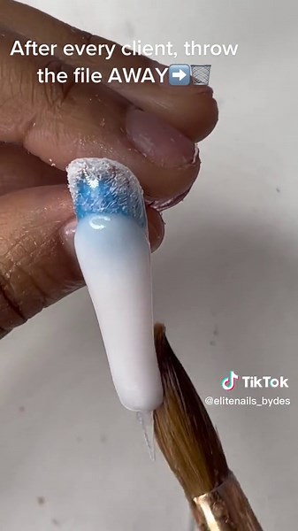 We shouldn’t reuse files. Sometimes I use two files per client and they go straight to the trash during cleanup. #nailtechtips #beginnernailtech #pressonnails #nailtechlife #chicagonailtech #nailtechproblems #nailhacks