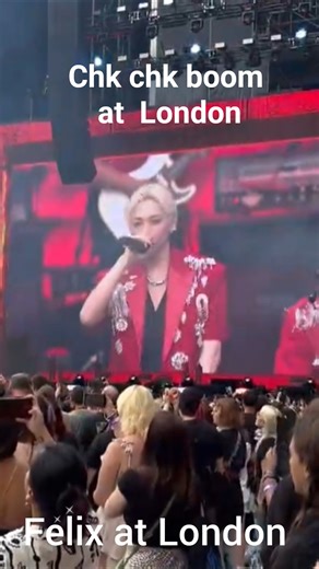 Felik chk chk boom at London #kpop #shorts #felix #chkchkboom #skz #straykids #london