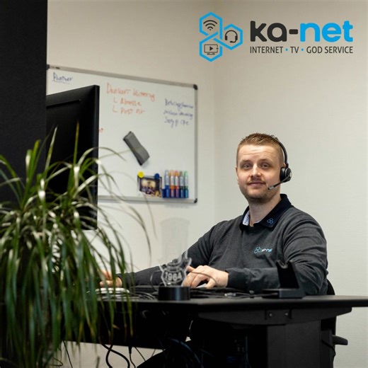 Hjælp til opsætning af din Ka-net mail i Outlook?📧 De gamle mailprogrammer (som Windows Live Mail og Windows Mail) bliver udfaset, og når du åbner dem, starter et nyt program automatisk: Outlook (New). Bare rolig, der er ikke noget galt med din Ka-net mail. Du skal blot opsætte din mail igen i det nye Outlook.👍 Her er de oplysninger, du skal bruge: Indgående mail (POP3/IMAP): Server: mail.ka-net.dk Brugernavn: (Din fulde mailadresse) Adgangskode: (Din adgangskode) Port: 995 (POP3) / 993 (IMAP)