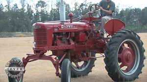 Check out these two Farmalls! These are the Farmall MV and HV, V or vegetables, are high crop versions of the Farmall M and Farmall H. These were factory built by International Harvester for use with high crops like sugarcane. The tractors gains several inches of crop clearance by using rear drop-drive axle housing and an arched front axle with larger front wheel. The engines and transmissions were the same as the standard Farmall M and Farmall H. #farmall #farming #internationalharvester #class