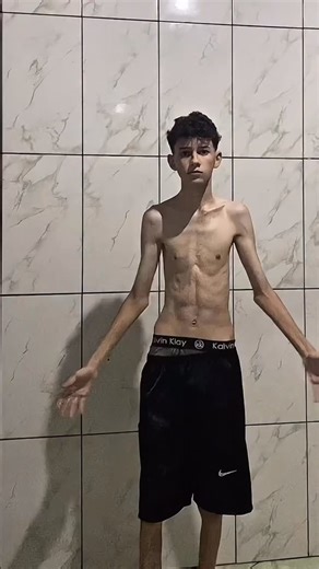 58K reactions · 152 comments | How to build your chest . . . . #chest #chestday #calisthenics #homeworkout #explore #homeworkout #exercise #fit #facebook | Fritz Fitness | Facebook