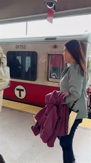 4 car Boston Red Line at North Quincy #train #subwaytrain