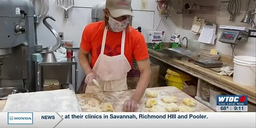 Learn how to make Baker’s Pride’s peach fritters