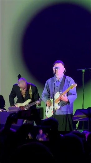 Flea and Thom Yorke performing Traffic Lights in London