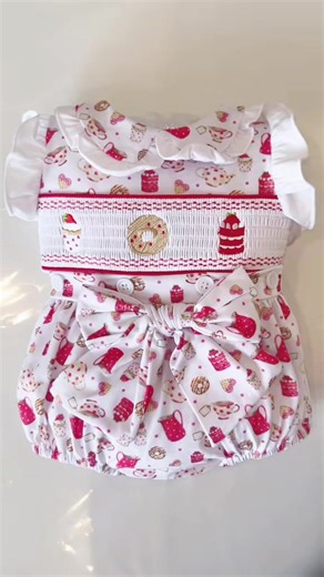 SimplySmocking on TikTok