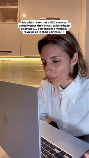 3 Portfolio Essentials That Make Brands - Want to Hire You 👇🏼 Most creators think brands care most about aesthetic websites... but the truth is: hiring teams care about convenience, quality, and how easy you make it to work with you. If you want your portfolio to stand out (and help brands choose you faster), make sure you’re including: • A clear email/contact section - brands shouldn’t have to dig to reach you • Talking-head examples that show your natural on-camera presence - confidence matt