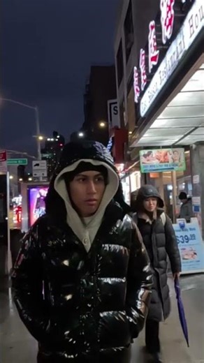 👉 Le Marcheur — Chapitre 8 : La Ville Invisible