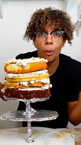 Grinch Cake #cakesofinstagram #cake #cakedecorating #grinchcake | Everything Just Baked