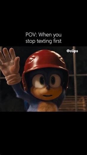 💔 Interesting fact: In Sonic the Hedgehog (2020), the filmmakers redesigned Sonic’s appearance after the first trailer received backlash for his realistic, human-like features. The new design stayed true to the classic video game look, which fans loved and helped make the movie a box office success. | Clips