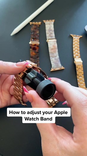 Adjust Your Apple Watch Band: Easy Guide for Links, Monroe & Atlantis