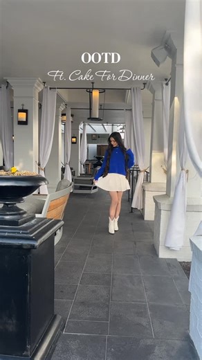 Girls' Life Magazine on Instagram: "The forecast called for a cute and cozy outfit 💙 This fuzzy sweater has all the warmth so you don’t have to substitute style to match the weather. (BTW…this skirt comes with built-in shorts so you’re covered even on windy days!) #cakefordinner #OOTD #preppyfashion #preppystyle #liamaniseguramusic"