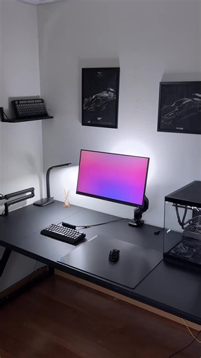 Best mouse 🤤#desksetup #minimalistsetup #mouse #wallpaper #compsetup | mouse