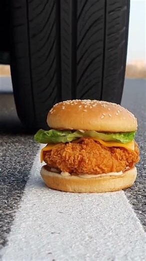 Tyre vs zinger burger #HydraulicPress #FoodCrush #Satisfying #Shorts