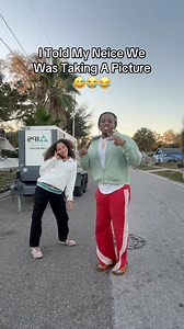 She Joined in with me ! 😂😂❤️❤️❤️ #fblifestyle #viral #fbreels2025ツ #prank #fypシ #explorepage | DeDoe
