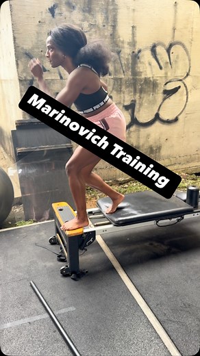 Explosive Marinovich-style plyometric training offers numerous benefits, including enhanced muscular power, improved neuromuscular coordination, and increased athletic performance. This training emphasizes rapid, explosive movements that develop fast-twitch muscle fibers, leading to greater speed, agility, and vertical leap. Additionally, it helps improve overall athleticism, reduces injury risk through better muscle and joint stability, and promotes efficient energy transfer, making athletes mo