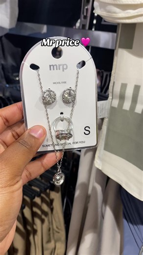 Discover Stylish Mr Price Ladies' Clothing for 2025