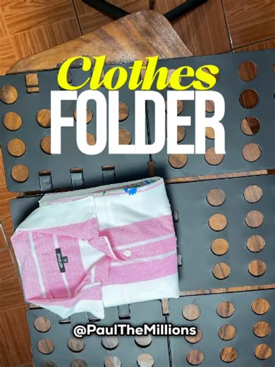 📷📷 Mabilis at maayos magtupi ng damit! Clothes Folder – perfect para maging pantay-pantay ang fold ng shirts at makatipid ng space sa cabinet. 📷 Check niyo na sa yellow basket! #clothes #houseessential #homeimprovement