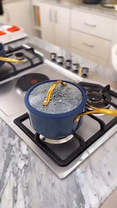 Did you know that 1 boiled slice of yam = 118 calories, but when fried, that same slice is double in calories? 😳 This is why how you cook your food matters—especially on a healthy eating journey. Watch to learn smarter cooking swaps that support your goals healthy eating goals. If you are on a healthy eating journey and would like to increase your repertoire of delicious recipes, we have an array meal plans that can help you on your healthy eating journey which includes healthy and nourishing r