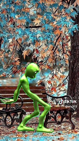 Dance Video Featuring Green Alien at Casita