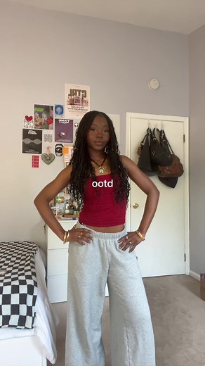 get dressed with meee