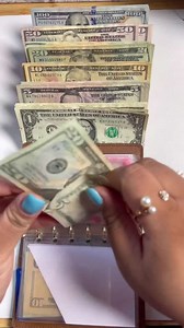 How I Budget My Paycheck with Weekly Cash Envelope Stuffing