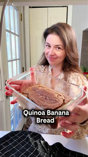 Quinoa Banana Bread Comment BREAD and I’ll send you the recipe 🍌💚 This banana bread starts with blended quinoa for extra plant protein, fiber, and a soft, moist crumb. It’s naturally sweet, toddler-friendly, and filling enough to actually keep you satisfied. Cozy, nourishing, and proof that quinoa doesn’t have to be boring. #quinoabananabread #plantbasedbaking #healthybread #toddlerfriendlyfood #veganrecipes