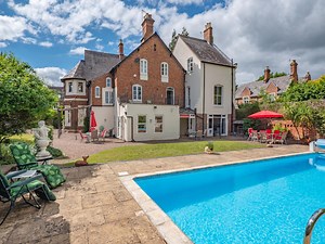 Property: 8 homes with swimming pools to splash out on