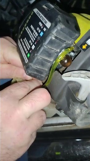 Fuel Line Replacement, Small Engine (Quick Tip) #smallenginerepair #smallenginemechanic #diyrepair