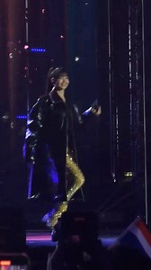 เสตจในฝัน #SG - LISA x DJ Snake DAME LISA AU GALA #LISAXPIÈCESJAUNES2024 #SOLOISTLALISARETURNS | LILITEAM