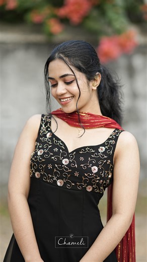 ᴄʜᴀᴍᴇʟɪ ᴅᴇsɪɢɴᴇʀ ʙᴏᴜᴛɪǫᴜᴇ (Since 2018) on Instagram: "Comment for link 🔗 Search Code: 137 Fabric: Faux Georgette Delivery Time: 15 Working Days to Dispatch from Store *BOOKING AVAILABLE THROUGH OUR WEBSITE AND INSTAGRAM DM *WEBSITE LINK IN BIO *WORLDWIDE SHIPPING AVAILABLE Shop: https://chamelidesignerboutique.com/ ♦️Any unauthorized use of this photo/video will result in immediate legal action♦️ ♦️PRODUCT COLOUR MAY SLIGHTLY VARY DUE TO PHOTOGRAPHIC LIGHTING OR YOUR MONITOR SETTINGS♦️ (NON WOR