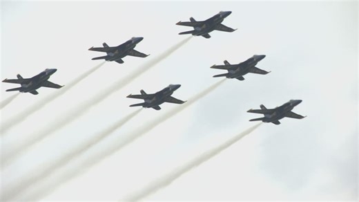 Blue Angels jet stopping by Spirit of St. Louis this November to promote air show