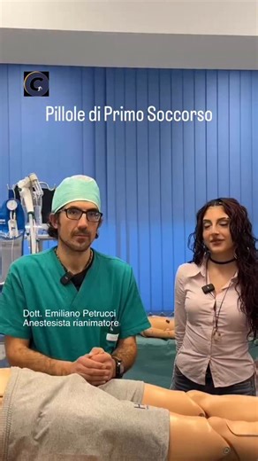 🔴Sapresti fare la manovra di Heimlich? Cosa fare in caso di soffocamento o di ostruzione delle vie aeree: il dottor Emiliano Petrucci, anestesista e rianimatore dell’Ospedale dell’Aquila, ci illustra cosa e come intervenire. #pillolediprimosoccorso #ilcapoluogodabruzzo #laquila #soffocamento #manovradiheimlich | Il Capoluogo D'Abruzzo