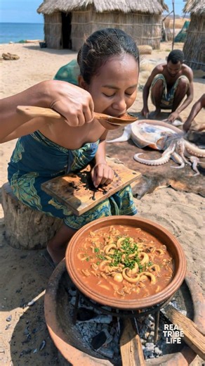 Vezo Tribe Cooks Fresh Octopus for Feast #triballife #tribalfood #shorts