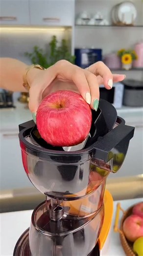 Smart Finds | This juice hits different 🍎🥕 No cutting. No noise. Just PURE juice. 😍 Cold-pressed power that keeps all nutrients intact 💪 One press =... | Instagram