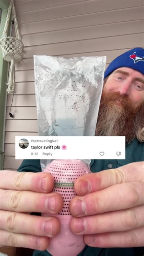 ASMR Drawing Inspired by Taylor Swift