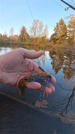 How to fish football jig
