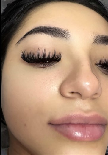 Doll Eye and Cat Eye Makeup Tips for Youthful Looks