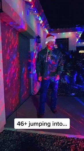 #over40 #momsoftiktok #dadsoftiktok #smilesforfree @therealkingery 😁😁😁