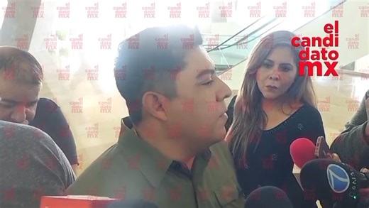 8.7K views · 108 reactions | #SLP | BARAJAS ÁBREGO INCURRIÓ EN MALOS MANEJOS EN EL AYUNTAMIENTO DE SOLEDAD, ACUSA GOBERNADOR勞 #Soledad #Estado #Política Aseguró que su salida del Partido Verde para irse a Morena no le afectará en lo más mínimo a su movimiento. Nota completa⤵️ https://elcandidato.mx/2025/07/30/barajas-abrego-incurrio-en-malos-manejos-en-el-ayuntamiento-de-soledad-acusa-gobernador/ | El Candidato MX | Facebook