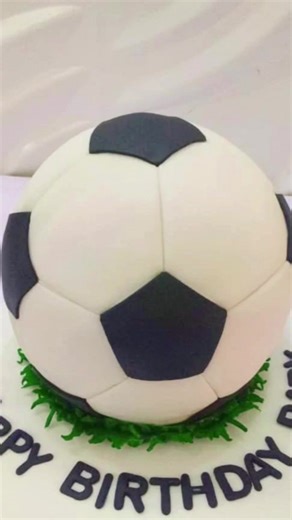 #CapCut ⸻ ⚽ Watch this cake come to life! This football cake wasn’t a one-time win — it took practice, patience, and passion to perfect every detail. The smooth finish you see now? That’s the result of doing it again and again until it was just right 💯💪 🎂 Made with love by @creationcakes__ 📍 London-based | DM to book yours today! ✨ Worth the watch till the end! #FootballCake #LondonCakes #CakeReel #CakesOfInstagram #CustomCakesLondon #PracticeMakesPerfect #fotballlover #footballtiktok