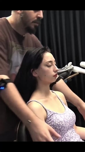 #creatorsearchinsights head massage asmr street #headmassage #massage #asmr #Usa